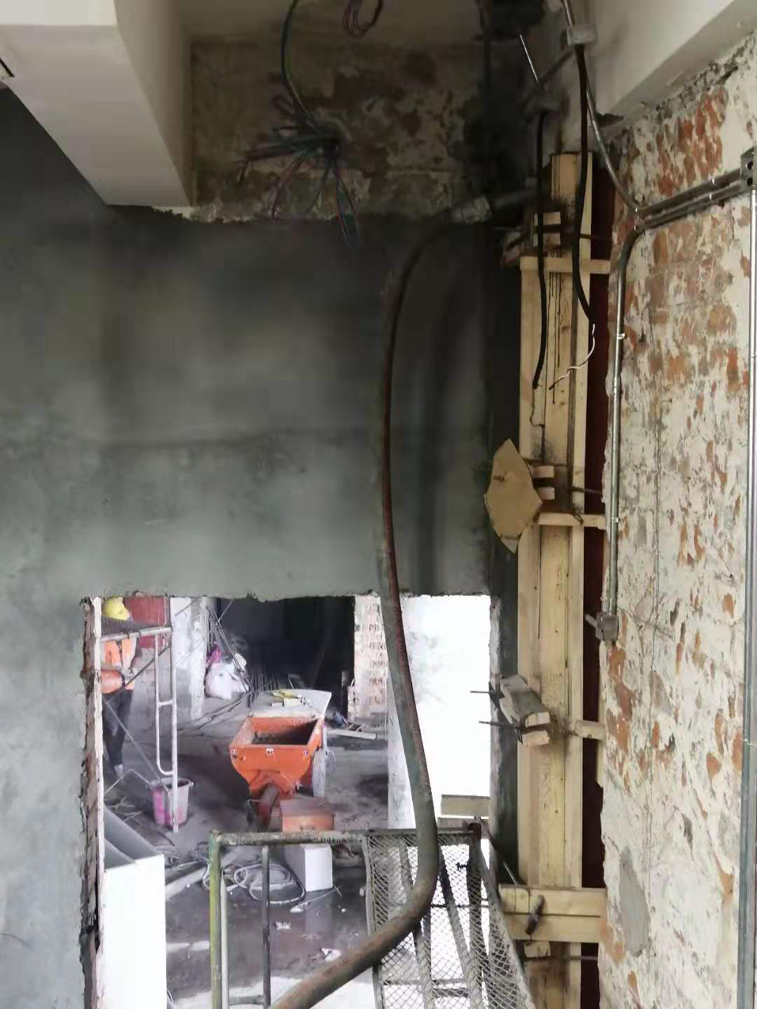 PA电子一飞冲天聚合物建补砂浆村落地面施工工艺