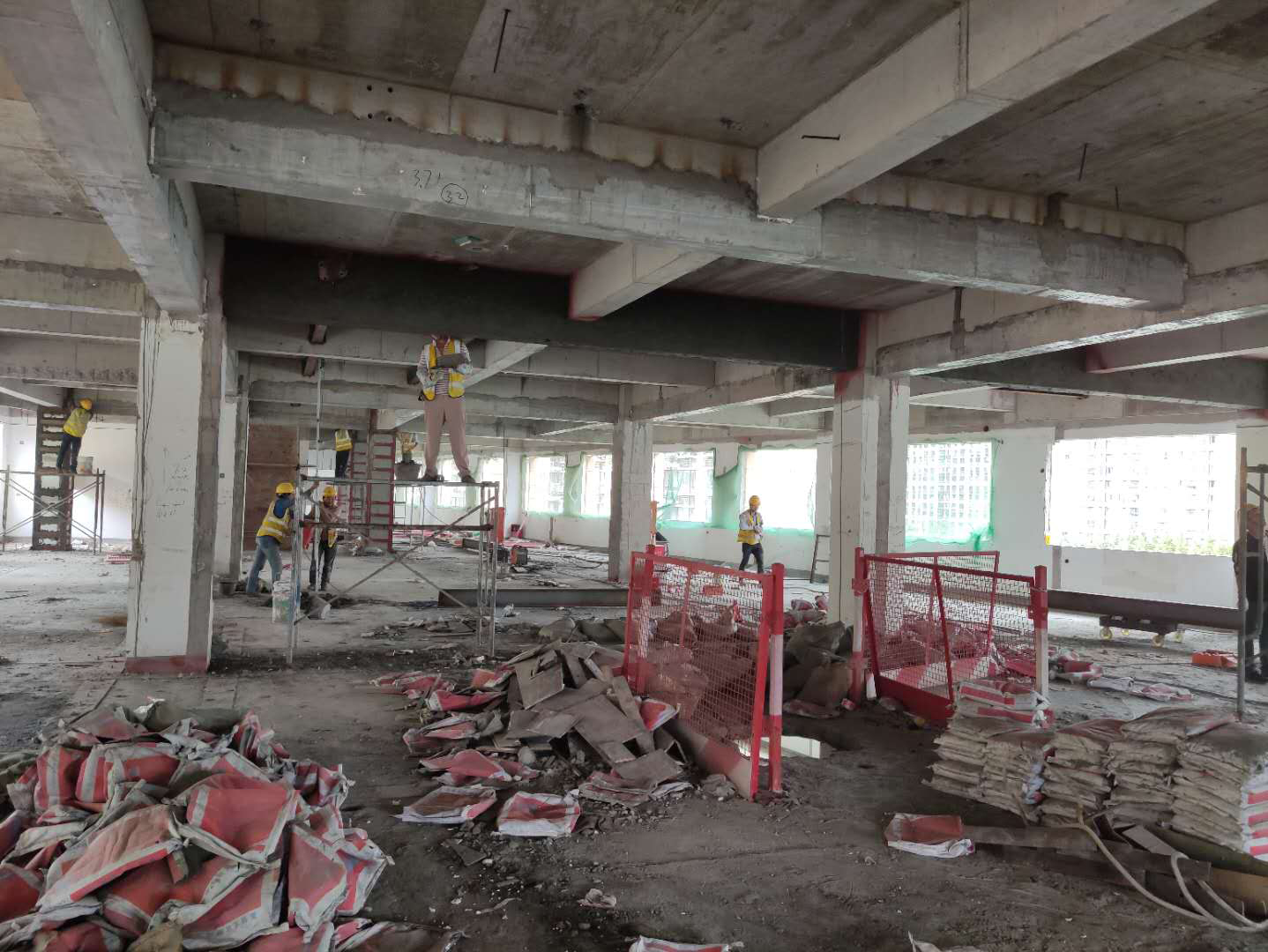 PA电子一飞冲天聚合物建补砂浆为什么很适合建补结构呢？